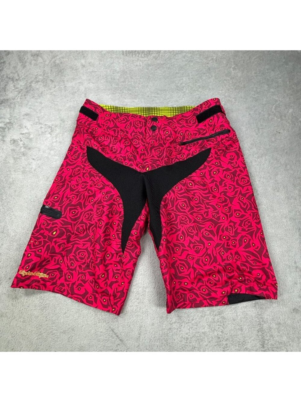 Troy Lee Designs Skyline MTB Cycling Shorts XL 9/10 Red Geometric Athletic